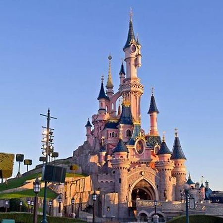 F2 Proche Gare Et Toute Commodite Chateau-Thierry Exterior photo