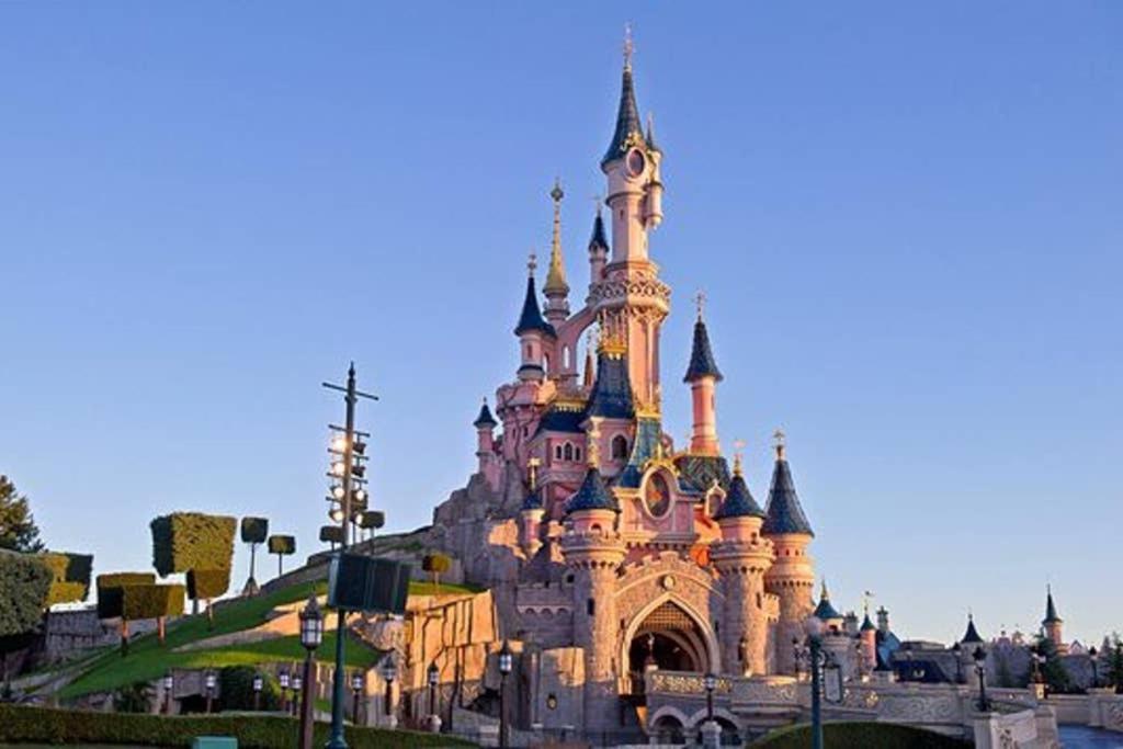F2 Proche Gare Et Toute Commodite Chateau-Thierry Exterior photo